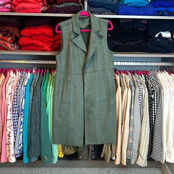 Joan Vass olive sleeveless faux suede open front gilet size SP NWOT - Picture 1 of 3